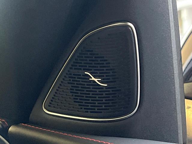 Ｃクラス Ｃ４３　４マチック　パノラミックスライディングルーフ　１オーナー　禁煙車　レーダーセーフティーＰＫＧ　純正ナビ　全周囲カメラ　黒革　Ｂｕｒｍｅｓｔｅｒサウンド　デジタルコックピット　ヘッドアップディスプレイ　パドルシフト（5枚目）