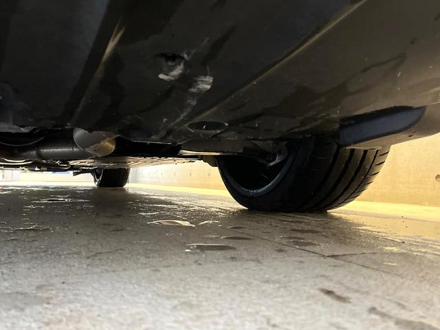 Ｃクラス Ｃ４３　４マチック　パノラミックスライディングルーフ　１オーナー　禁煙車　レーダーセーフティーＰＫＧ　純正ナビ　全周囲カメラ　黒革　Ｂｕｒｍｅｓｔｅｒサウンド　デジタルコックピット　ヘッドアップディスプレイ　パドルシフト（39枚目）