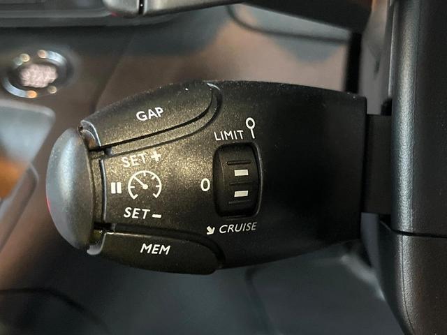 �����[�_�[�N���[�Y�R���g���[���F�O�̎ԂƂ̎Ԋԋ��������ɂƂ�A��葬�x�Ŏ������s���Ă���鎟����̃N���[�Y�R���g���[���I��ɍ������H�⎩���Ԑ�p���H�Ŏg�p����֗��ȋ@�\�ł��I