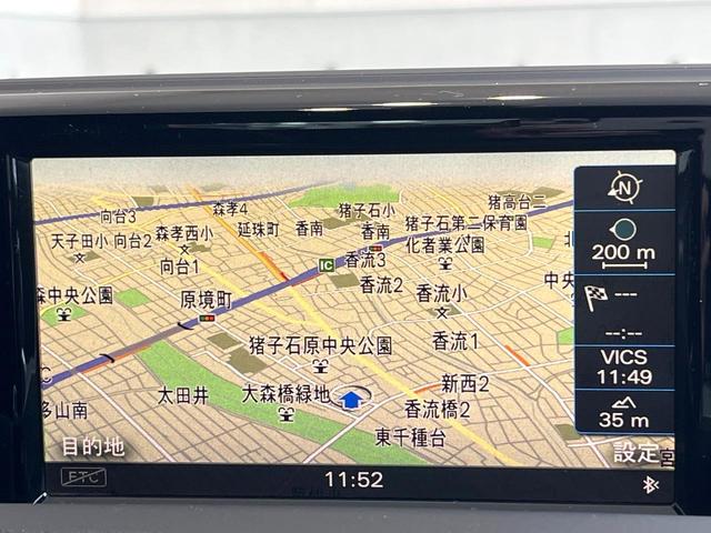 �������i�r�F��̊��̂���i�r�́A����������ԓ������o���Ă���܂��B�I�[�f�B�I�@�\���[�����Ă���܂��̂ŁA�^�]�����y���߂܂���