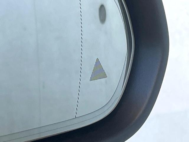 ���u���C���h�A�V�X�g�Z���T�[�F���p����̎Ԃ����m���A�h���C�o�[���Ԑ��ύX���s���ۂɁA�x�����Ƌ��ɒ��ӂ𑣂��Ă������S�x���@�\�ł��I