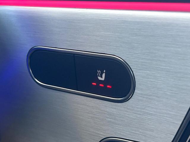 ���t�����g�V�[�g�q�[�e�B���O�F�^�]�ȁE����ȋ��ɎO�i�K�Œ��߂��\�ȃV�[�g�q�[�^�[�𑕔����Ă���܂��B�G�߂��킸���K�ɂ��g�p���������܂��B