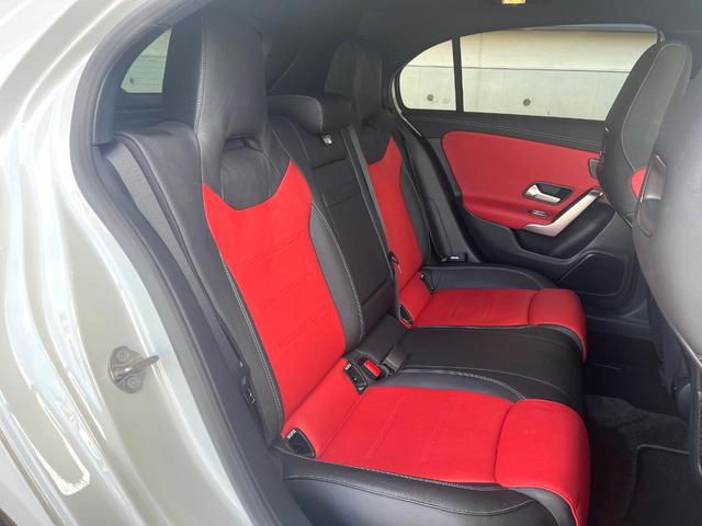 Ａクラス Ａ４５　Ｓ　４マチック＋　アドバンスドＰＫＧ　パノラミックスライディングルーフ　純正ナビ　禁煙車　全周囲カメラ　ディストロニックプラス　ＥＴＣ　Ｂｌｕｅｔｏｏｔｈ　フルセグ　メモリーシート　シートヒーター　ＬＥＤヘッドライト（10枚目）