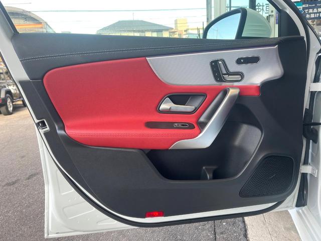 Ａクラス Ａ４５　Ｓ　４マチック＋　アドバンスドＰＫＧ　パノラミックスライディングルーフ　純正ナビ　禁煙車　全周囲カメラ　ディストロニックプラス　ＥＴＣ　Ｂｌｕｅｔｏｏｔｈ　フルセグ　メモリーシート　シートヒーター　ＬＥＤヘッドライト（25枚目）