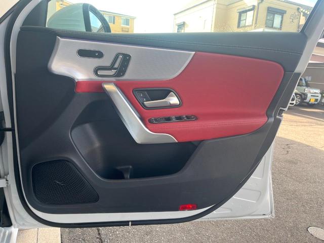 Ａクラス Ａ４５　Ｓ　４マチック＋　アドバンスドＰＫＧ　パノラミックスライディングルーフ　純正ナビ　禁煙車　全周囲カメラ　ディストロニックプラス　ＥＴＣ　Ｂｌｕｅｔｏｏｔｈ　フルセグ　メモリーシート　シートヒーター　ＬＥＤヘッドライト（26枚目）