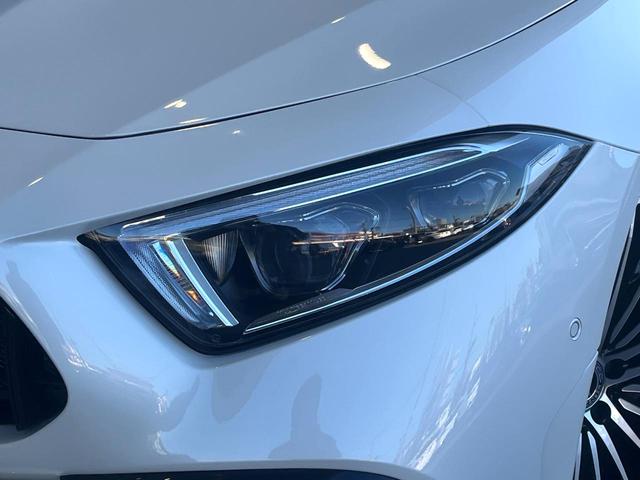 ���k�d�c�w�b�h���C�g�F�������k�d�c�w�b�h���C�g�ŁA���S�^�]���x����ǍD�Ȏ��E���I