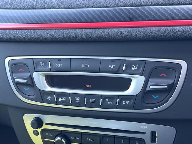 ���f���A���I�[�g�G�A�R���F�^�]�ȁE����Ȃ��ꂼ��ŉ��x�ݒ肪�\�ȓƗ����I�[�g�G�A�R����W���������Ă���܂��I