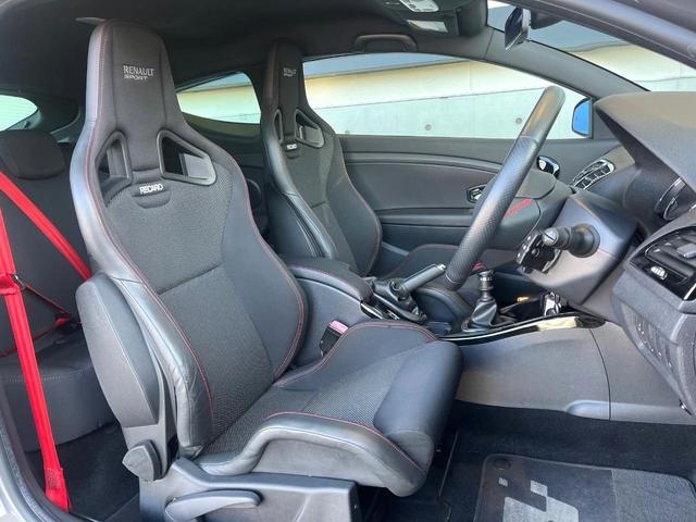 ���V�[�g�̎g�p���F�j��E�ւ�������Ȃ��A�����̒ʂ肫�ꂢ�ȏ�Ԃ��ێ����Ă���܂��B�܂��A�����N���[�j���O�E�R�[�e�B���O�����p�����������܂��B