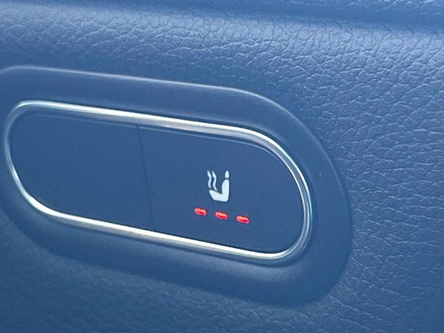 ���t�����g�V�[�g�q�[�e�B���O�F�^�]�ȁE����ȋ��ɎO�i�K�Œ��߂��\�ȃV�[�g�q�[�^�[�𑕔����Ă���܂��B�G�߂��킸���K�ɂ��g�p���������܂��B