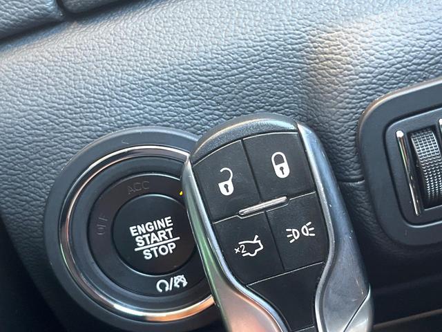 ���X�}�[�g�G���g���[�F���������Ă��邾���ŁA�h�A���b�N�����E�{������G���W���X�^�[�g�܂ő���ł���֗��ȋ@�\�ł��I