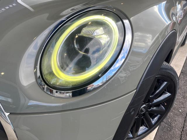 ���k�d�c�w�b�h���C�g�F��ԑ��s�����ǍD�Ȏ��E���m�ۂ����S���ĉ^�]�ł��鍂�P�x�k�d�c�w�b�h���C�g�𑕔��I�_�����x�������A����d�͂��}�����Ă��܂��B