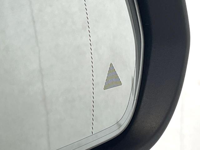 ���u���C���h�A�V�X�g�Z���T�[�F���p����̎Ԃ����m���A�h���C�o�[���Ԑ��ύX���s���ۂɁA�x�����Ƌ��ɒ��ӂ𑣂��Ă������S�x���@�\�ł��I