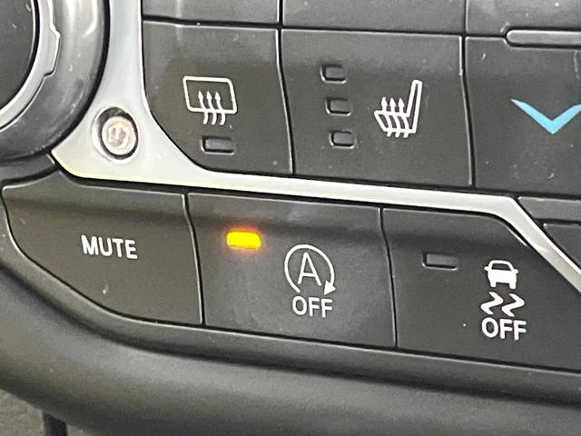 ジープ・ラングラーアンリミテッド リミテッドＥＤウィズサンライダフリップＴフォーハドＴ　特別仕様車　ブラックレザーシート　シートヒーター　純正ナビ　Ｂｌｕｅｔｏｏｔｈ　アップルカープレイ　ブラック革貼インパネ加飾　レーダークルーズコントロール　バックカメラ　ハンドルヒーター　１オーナー（23枚目）