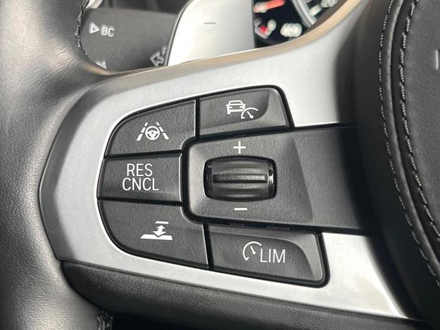 �����[�_�[�N���[�Y�R���g���[���F�O�̎ԂƂ̎Ԋԋ��������ɂƂ�A��葬�x�Ŏ������s���Ă���鎟����̃N���[�Y�R���g���[���I��ɍ������H�⎩���Ԑ�p���H�Ŏg�p����֗��ȋ@�\�ł��I