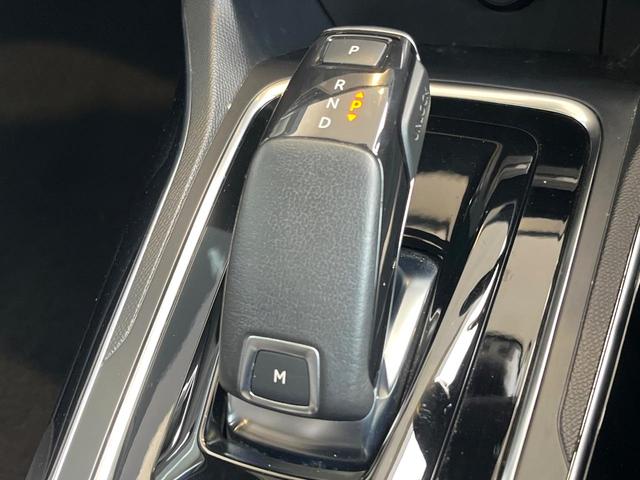 ���l�s���[�h�t���`�s�F�ʏ�͎����ł����Ȃ���ϑ��i�M�A�`�F���W�j���h���C�o�[�̑���ɂ���ĈӐ}�I�ɕς�����V�X�e���ł��B����w���i�̃h���C�u�����y���݂��������܂��I