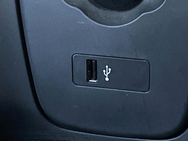 ＭＩＮＩ クーパーＳ　３ドア　６ＭＴ　ペッパーパッケージ　純正ナビ　アクティブクルーズコントロール　コンフォートアクセス　ＥＴＣ内蔵ドアミラー　ＬＥＤヘッドランプ　ＬＥＤフォグ　純正１７インチアルミホイール　禁煙車（33枚目）