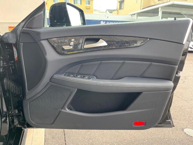 CLSクラス CLS220d AMGライン サンルーフ 360度カメラ 黒革 レーダーセーフティPKG シートヒーター パワーシート LEDヘッドライト キーレスゴー 純正ナビ 純正19インチAW ETC 禁煙車(32枚目)