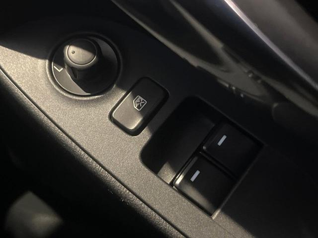 アバルト１２４ スパイダー ベースグレード　革シート／ＳＤナビゲーションＰＫＧ　シートヒーター　アダプティブＬＥＤヘッド　リアビューカメラ　クルーズコントロール　クリアランスソナー　純正１７インチアルミホイール　禁煙車（37枚目）