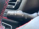 ルノー　スポール　６ＭＴ　後期型　禁煙車　ＲＥＣＡＲＯ製シート　ＥＴＣ　Ｂｌｕｅｔｏｏｔｈ　クルーズコントロール　バックソナー　純正１８インチＡＷ　デュアルオートエアコン　オートライト　プライバシーガラス（40枚目）