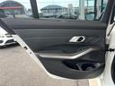３２０ｉ　Ｍスポーツ　コンフォートＰＫＧ　後期モデル　アダプティブクルーズコントロール　パドルシフト　前席シートヒーター　前席パワーシート　ＬＥＤヘッドライト　デュアルオートエアコン　Ｍスポーツサスペンション　純正ナビ（52枚目）