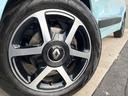●純正アルミホイール:輸入車ならではの卓越した走りを支えるホイールと足回りです!日本車の走りに慣れている方にもぜひ体感して頂きたいほど、高いレベルでまとまっています!