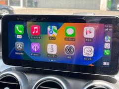 ●Ａｐｐｌｅ　Ｃａｒ　Ｐｌａｙ：スマホとの有線接続で、ナビ・オーディオ再生などスマホのアプリ機能が画面でも使える便利機能です！ 6