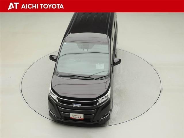 ノア ハイブリッドG AC100V電源 Rカメラ スマートキー&プッシュスタート LEDへッドライト 地デジ イモビライザー Wエアコン パワーウインドウ アルミ クルコン エアバッグ 横滑り防止 DVD再生機能 パワステ(17枚目)