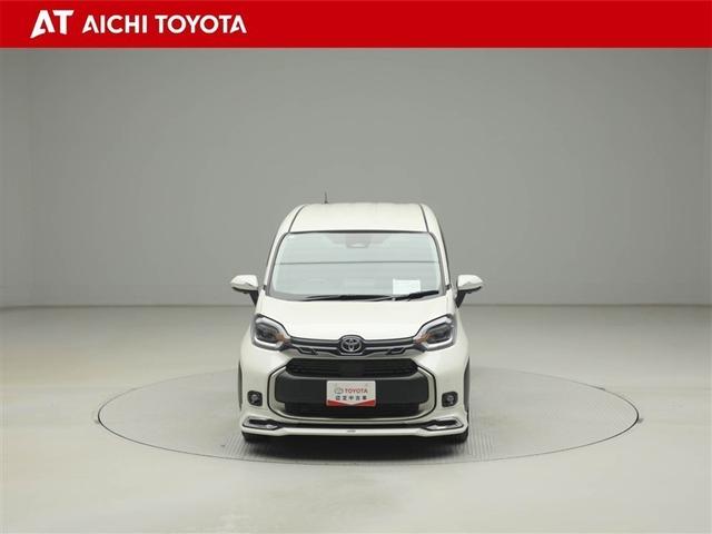 シエンタ ハイブリッドZ Bカメラ 3列シート カーテンエアバック ABS エアバッグ キーレス LEDライト DVD アルミホイール フルセグテレビ オートクルーズコントロール ミュージックプレイヤー接続可 スマートキー(9枚目)