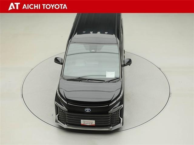 ヴォクシー ハイブリッドS-G リアオートエアコン TV 100V電源 地デジ クルコン Bカメラ 横滑防止装置 LEDヘッド ETC車載器 ワンオーナー車 キーレス アルミホイール 3列シート スマートキー オートエアコン(17枚目)