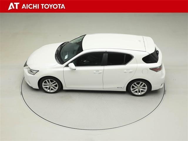 ＣＴ ＣＴ２００ｈ　バージョンＣ　ＴＶナビ　サイドエアバック　地デジＴＶ　バックガイドモニター　アルミ　キーレスエントリー　ＥＳＣ　ＥＴＣ付き　ＡＵＴＯエアコン　エアバック　クルーズコントロール付　Ｐシート　パワーウインドウ　スマキー（11枚目）