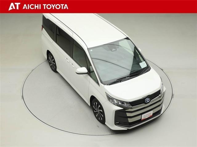 ノア ハイブリッドS-Z 横滑り防止機能 エアバッグ オートクルーズコントロール 地デジ 両側自動ドア ダブルエアコン スマートエントリー LEDランプ バックモニター メモリナビ 3列シート ETC付き ABS AC100V(16枚目)