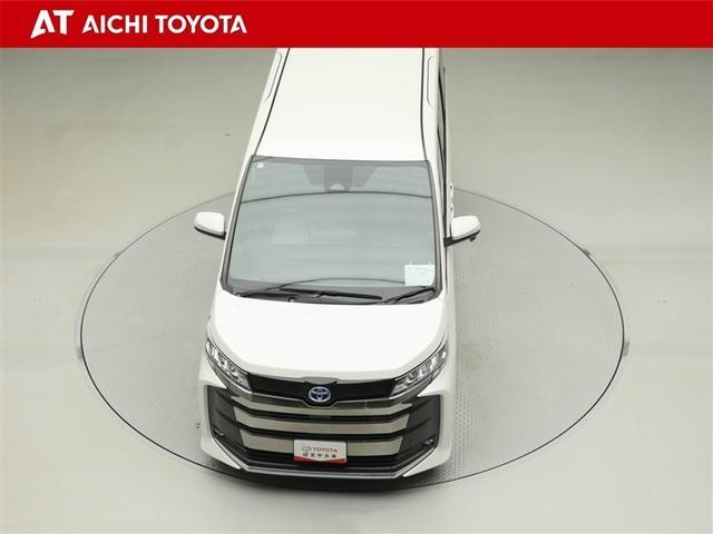 ノア ハイブリッドS-Z 横滑り防止機能 エアバッグ オートクルーズコントロール 地デジ 両側自動ドア ダブルエアコン スマートエントリー LEDランプ バックモニター メモリナビ 3列シート ETC付き ABS AC100V(17枚目)