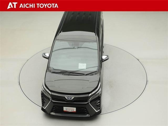 ヴォクシー ハイブリッドＺＳ　煌ＩＩＩ　地デジＴＶ　リヤカメラ　１オナ車　Ｗエアコン　スマートキー　ミュージックプレイヤー接続可　ＤＶＤ再生可　クルコン　ＶＳＣ　キーレス　アルミホイール　ナビ＆ＴＶ　ＬＥＤヘッドランプ　ＥＴＣ　３列シート（17枚目）