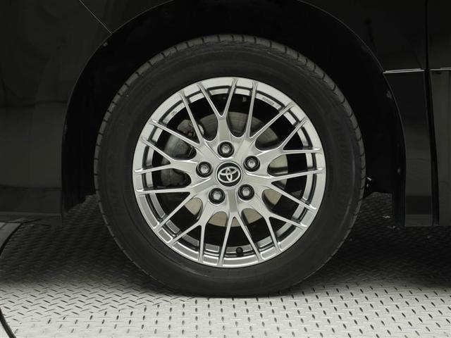 ヴォクシー ハイブリッドＺＳ　煌ＩＩＩ　地デジＴＶ　リヤカメラ　１オナ車　Ｗエアコン　スマートキー　ミュージックプレイヤー接続可　ＤＶＤ再生可　クルコン　ＶＳＣ　キーレス　アルミホイール　ナビ＆ＴＶ　ＬＥＤヘッドランプ　ＥＴＣ　３列シート（31枚目）