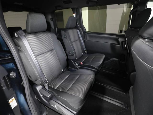 ヴォクシー ハイブリッドＺＳ　煌ＩＩ　電動両側スライドドア　パワーステアリング　ＤＶＤ再生可　リアクーラー　スマキー　地デジＴＶ　ＡＵＸ　横滑防止　１オーナー　Ｗエアバック　ＡＡＣ　ＬＥＤランプ　エアバッグ　ナビＴＶ　盗難防止装置　ＡＢＳ（20枚目）