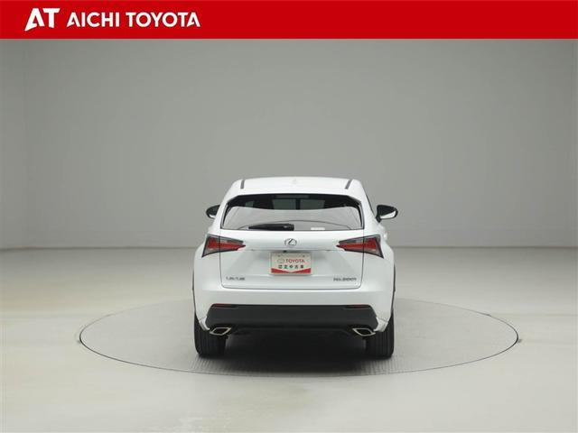 ＮＸ ＮＸ２００ｔ　Ｆスポーツ　地デジＴＶ　ミュージックプレイヤー接続可　エアコン　ＡＷＤ　Ｂカメ　盗難防止装置　横滑り防止装置　アルミホイール　キーレス　ワンオーナー　黒革シート　メモリーナビ　ＬＥＤ　ナビＴＶ　スマキー　Ｐシート（5枚目）