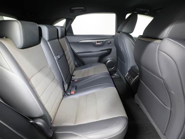 ＮＸ ＮＸ２００ｔ　Ｆスポーツ　地デジＴＶ　ミュージックプレイヤー接続可　エアコン　ＡＷＤ　Ｂカメ　盗難防止装置　横滑り防止装置　アルミホイール　キーレス　ワンオーナー　黒革シート　メモリーナビ　ＬＥＤ　ナビＴＶ　スマキー　Ｐシート（20枚目）