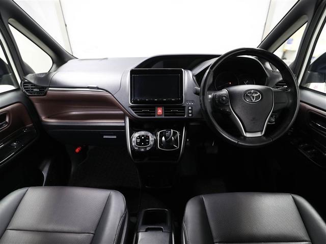 �Ïl���ɗD�ꂽ���K��ԂƐÂ��ȑ���������B����ɂd�u���[�h�ł̓��[�^�[�݂̂ł̑��s�ŃG���W������U�������������Ȃ����肪�y���߂܂��B