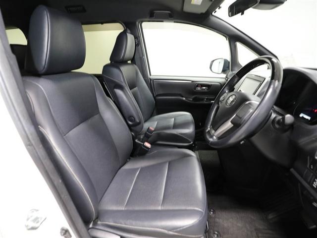 エスクァイア ハイブリッドＧｉ　両電動ドア　地デジフルセグ　ＰＳ　Ｂモニ　ダブルエアコン　三列シート　ＰＷ　デュアルエアバッグ　ＥＴＣ車載器　ナビＴＶ　クルコン　ＬＥＤヘッドライト　エアＢ　横滑り防止機能　イモビライザー　ＡＷ（19枚目）