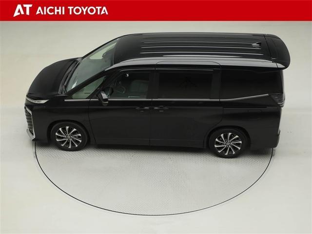 ヴォクシー ハイブリッドＳ－Ｚ　両側Ｐドア　カーテンエアバック　スマキ　プリクラッシュセーフティシステム　Ｗエアコン　Ｒカメラ　ＤＶＤプレーヤー　地デジ　アルミ　１００Ｖ　テレビ　クルーズコントロール　横滑り防止機能　ＬＥＤランプ（11枚目）