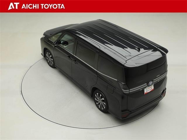 ヴォクシー ハイブリッドＳ－Ｚ　両側Ｐドア　カーテンエアバック　スマキ　プリクラッシュセーフティシステム　Ｗエアコン　Ｒカメラ　ＤＶＤプレーヤー　地デジ　アルミ　１００Ｖ　テレビ　クルーズコントロール　横滑り防止機能　ＬＥＤランプ（12枚目）