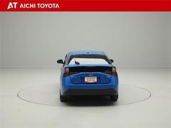 ハイブリッド車を買うならトヨタの『ＴＯＹＯＴＡ認定中古車』！保証は、初度登録年月より起算して１０年間、累計走行距離２０万キロ迄。更に、ロングラン保証が１年付で安心安全です♪ 5