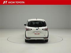 ハイブリッド車を買うならトヨタの『ＴＯＹＯＴＡ認定中古車』！保証は、初度登録年月より起算して１０年間、累計走行距離２０万キロ迄。更に、ロングラン保証が１年付で安心安全です♪ 5