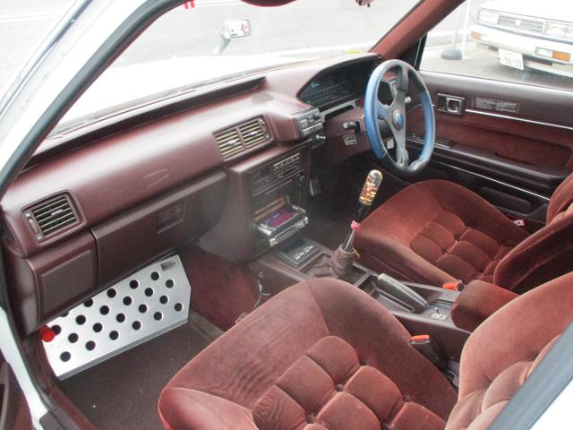 グランデ ツインカム24 5速マニュアル車 タコ足(17枚目)