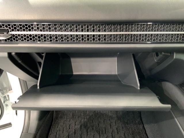 ＺＲ－Ｖ ｅ：ＨＥＶ　Ｚ　２年保証最長５年／純正ナビ／フルセグ／マルチビュ－／Ｂｌｕｅｔｏｏｔｈ／ＥＴＣ／シ－トヒ－タ－／革シート／パワーシート／革シート／カーテンＳＲＳ／純正アルミ（25枚目）