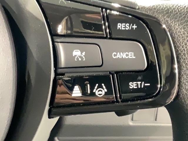 ヴェゼル ｅ：ＨＥＶ　Ｘ　Ｈ　ＳＥＮＳＩＮＧ　最長５年保証　ワンオーナー　純正ナビ　ＴＶ　Ｒカメラ　ＢＴオ－ディオ　ＥＴＣ　ＬＥＤライト　ＶＳＡ　クルコン　アルミ　フォグ　スマートキー　盗難防止装置　整備記録簿　ＡＡＣ（11枚目）