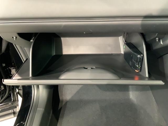 ヴェゼル ｅ：ＨＥＶ　Ｘ　Ｈ　ＳＥＮＳＩＮＧ　最長５年保証　ワンオーナー　純正ナビ　ＴＶ　Ｒカメラ　ＢＴオ－ディオ　ＥＴＣ　ＬＥＤライト　ＶＳＡ　クルコン　アルミ　フォグ　スマートキー　盗難防止装置　整備記録簿　ＡＡＣ（26枚目）