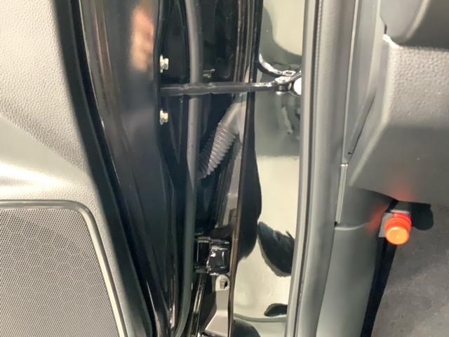 ヴェゼル ｅ：ＨＥＶ　Ｘ　Ｈ　ＳＥＮＳＩＮＧ　最長５年保証　ワンオーナー　純正ナビ　ＴＶ　Ｒカメラ　ＢＴオ－ディオ　ＥＴＣ　ＬＥＤライト　ＶＳＡ　クルコン　アルミ　フォグ　スマートキー　盗難防止装置　整備記録簿　ＡＡＣ（42枚目）