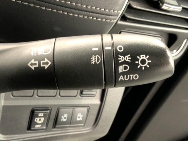 セレナ ハイウェイスター VセレクションII 最長5年保証 ワンオーナー 社外ナビ TV Rカメラ マルチビュー DVD ドラレコ 衝突軽減B ETC LEDライト 横滑り防止 両側電動ドア クルコン アルミ フォグ スマートキー 盗難防止装置(9枚目)