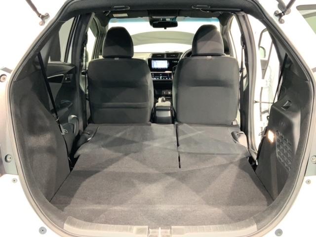 フィットハイブリッド S ホンダセンシング 最長5年保証 ワンオーナー ナビVXM-194VFi TV Rカメラ BTオ-ディオ DVD ETC LEDライト VSA クルコン アルミ フォグ ドアバイザー スマートキー 盗難防止装置 AAC(19枚目)